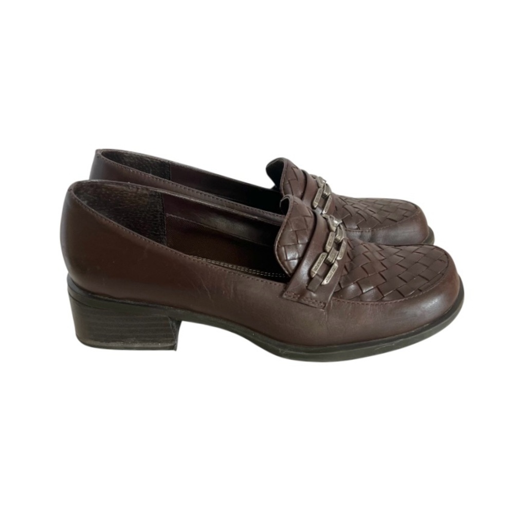 Liz Claiborne Flex Helga Loafers Brown Leather Slip On Shoes Metal Buckle Detail